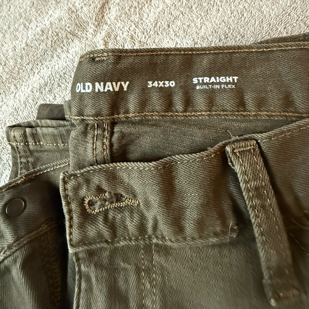 Old Navy Straight Built-In Flex Jeans